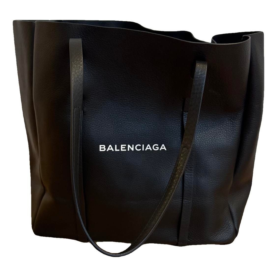 Balenciaga Everyday leather tote