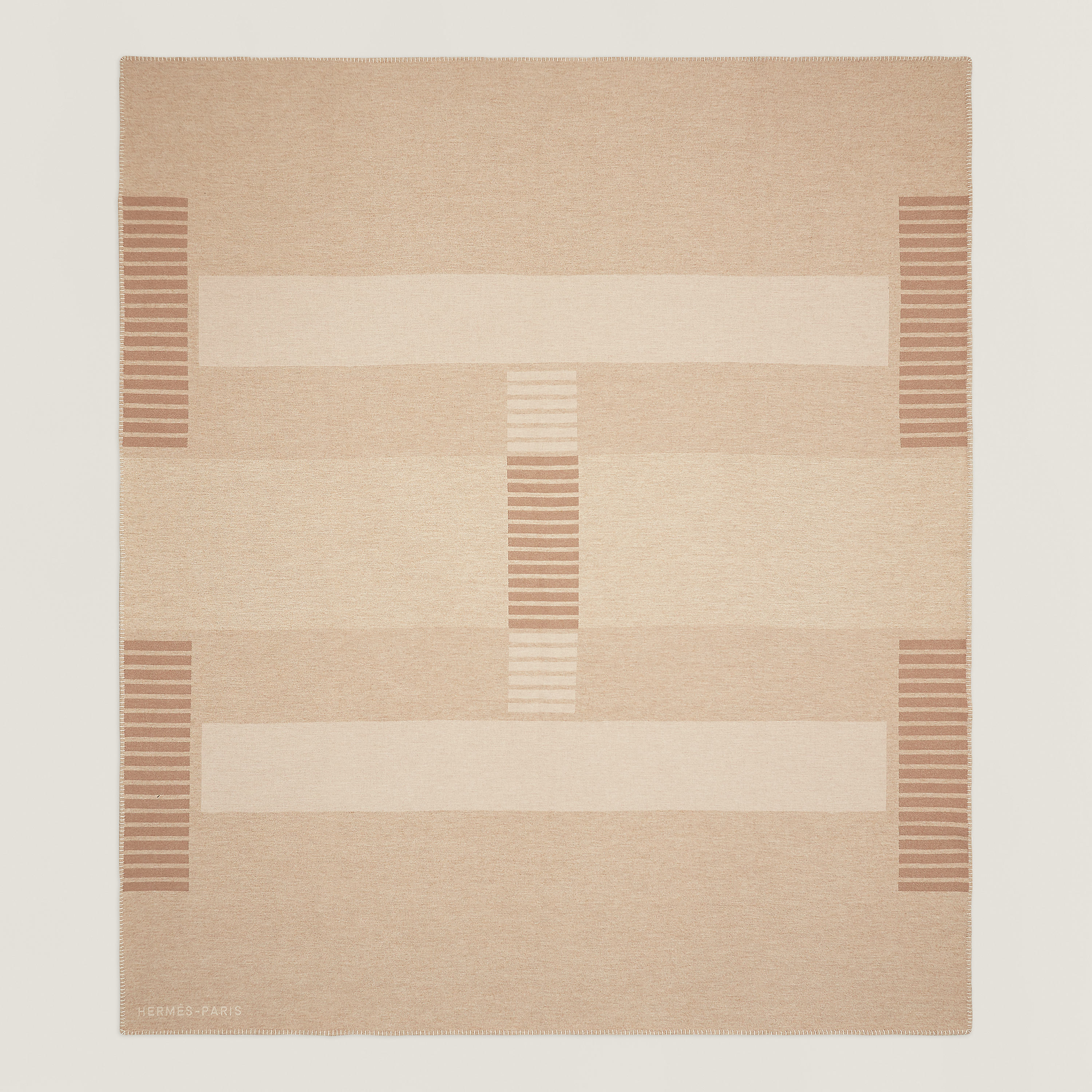 H Tape bed cover