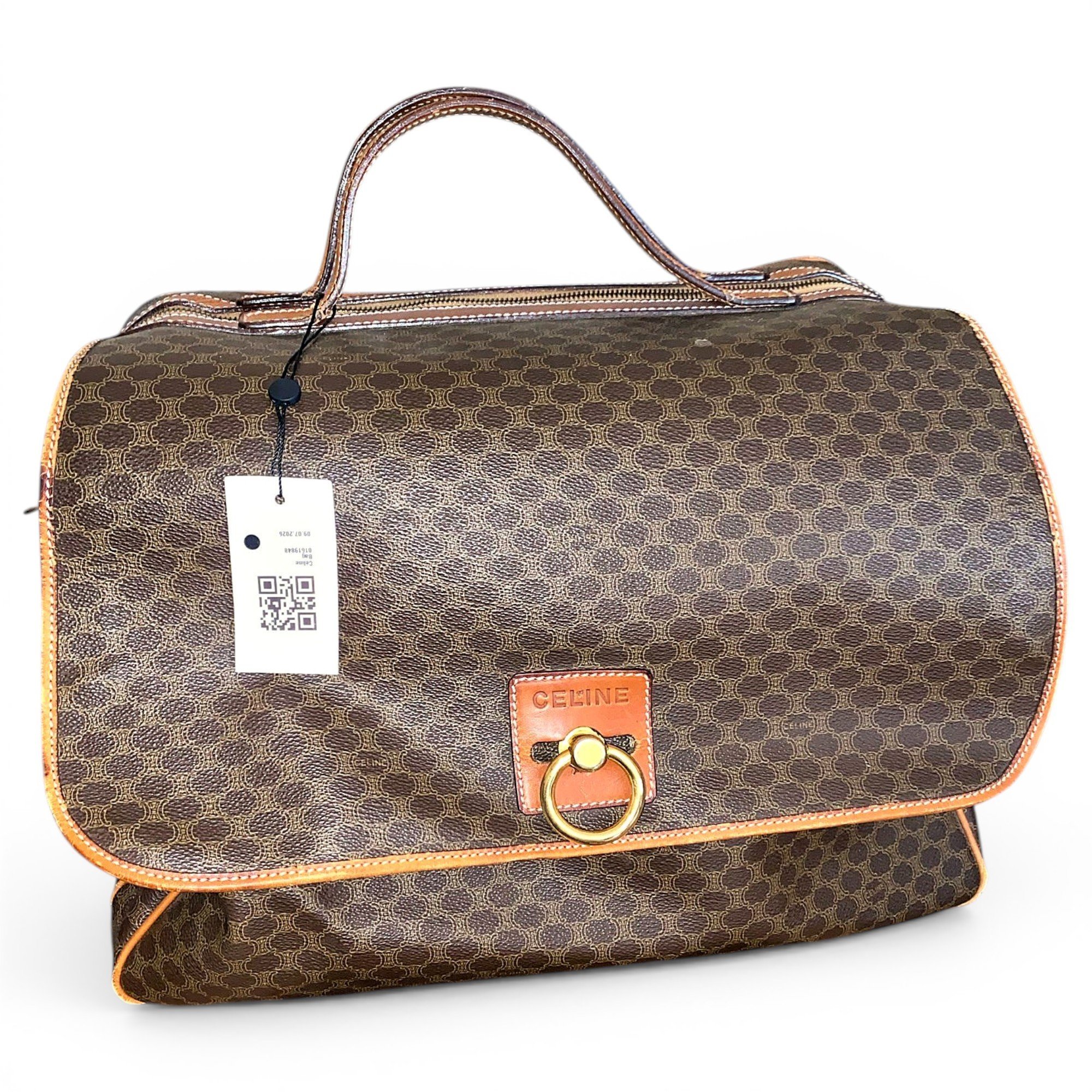 Leather tote