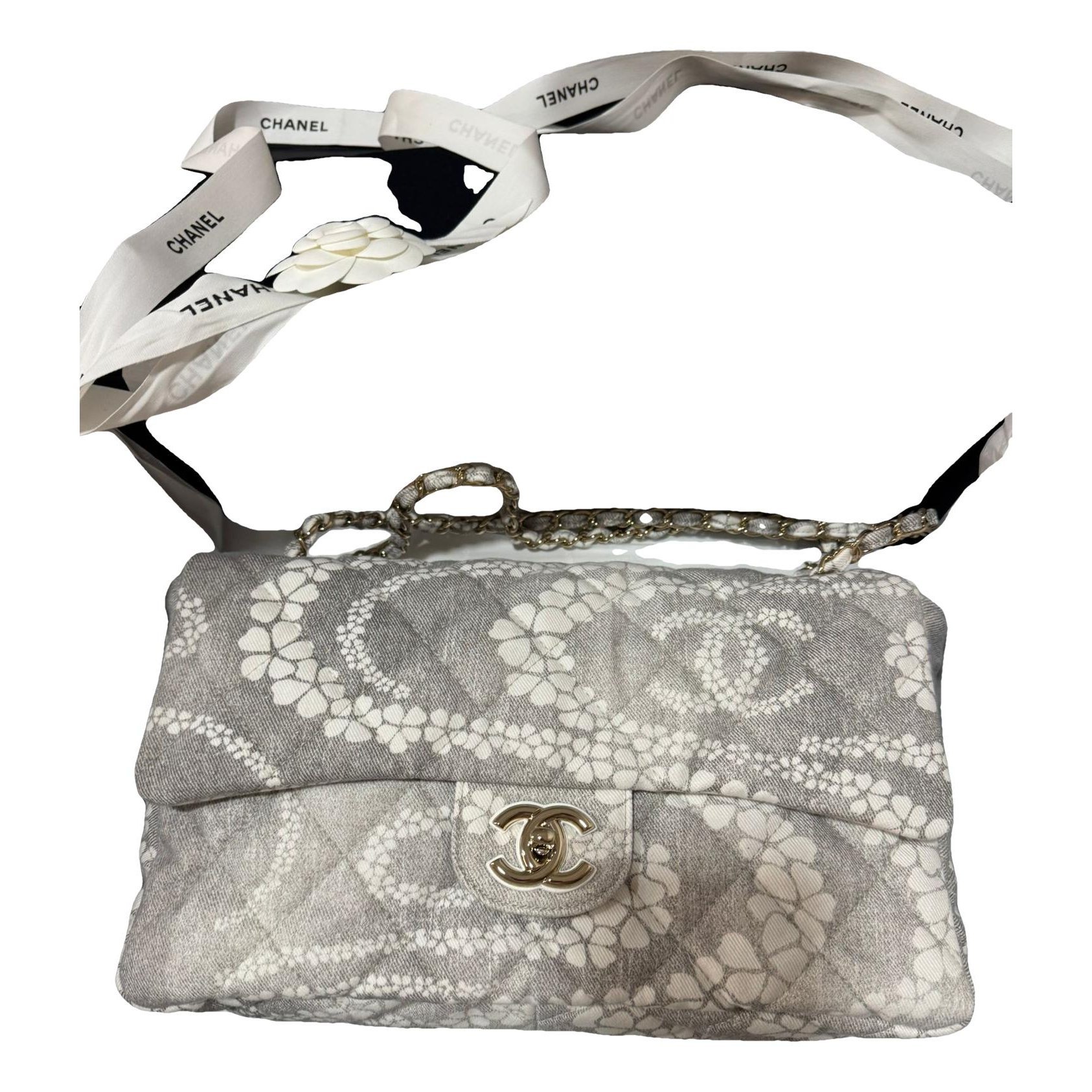 Timeless/Classique handbag