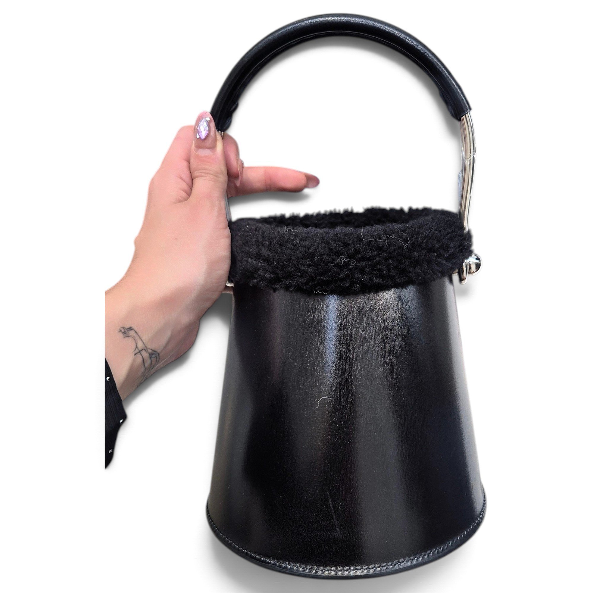 Leather handbag