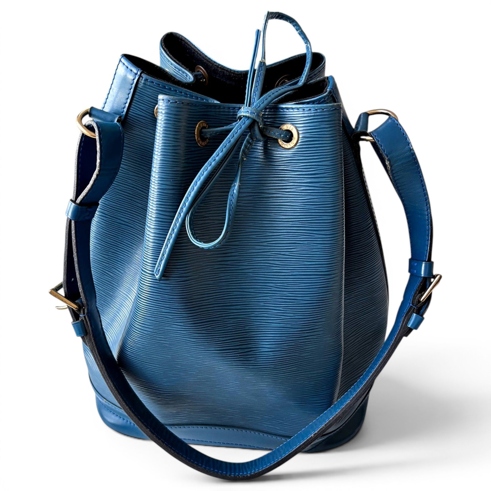 Noé leather handbag