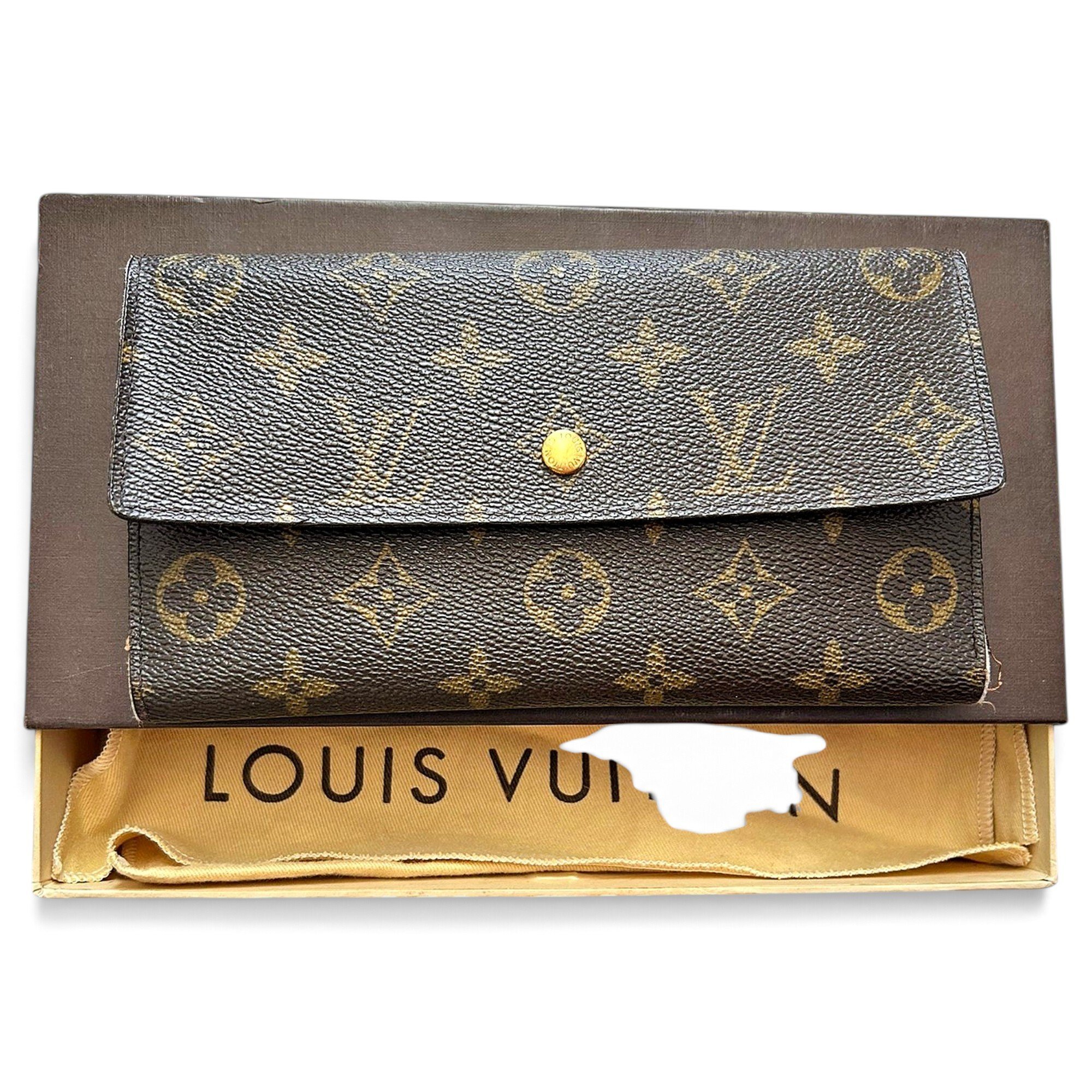 Leather clutch bag
