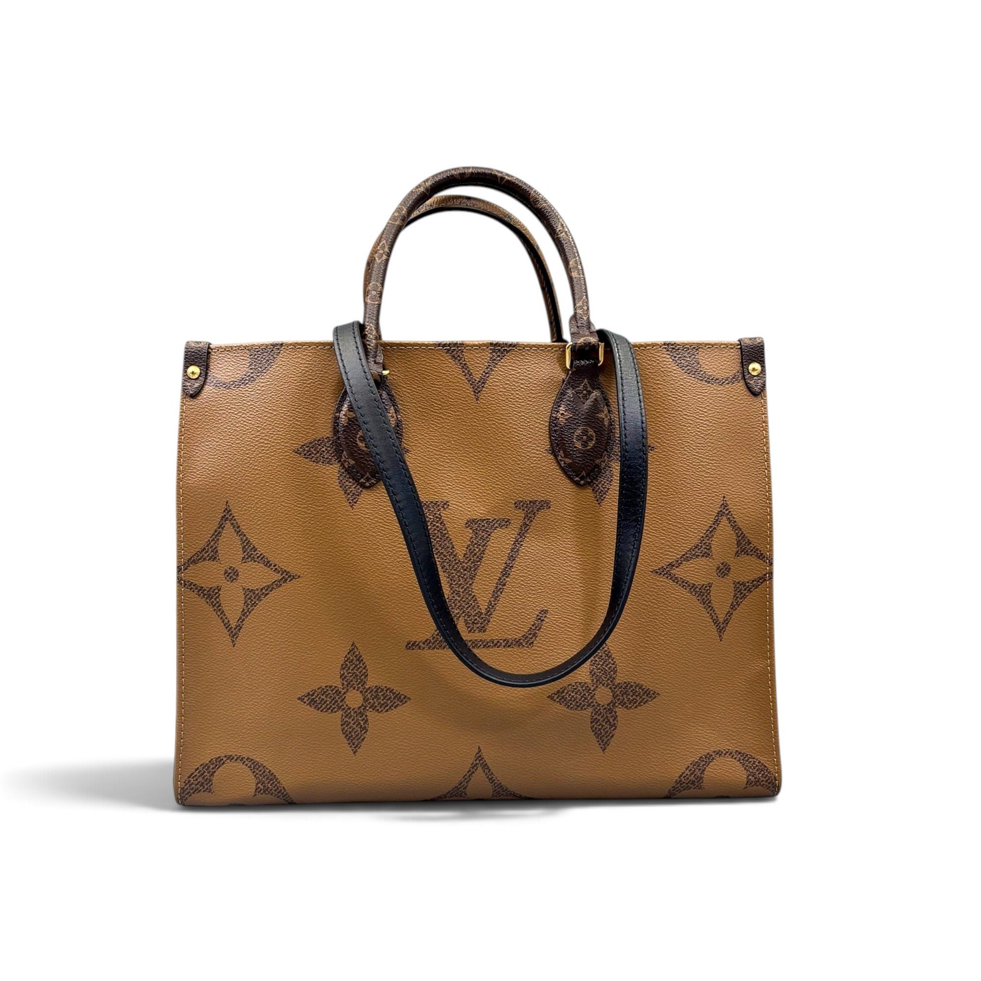 Onthego leather handbag