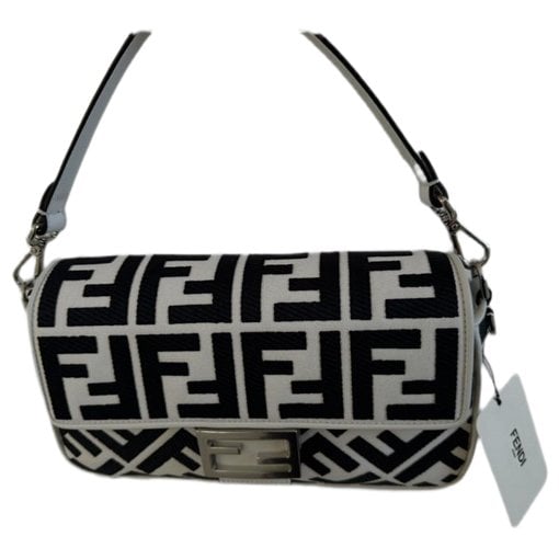 Baguette handbag