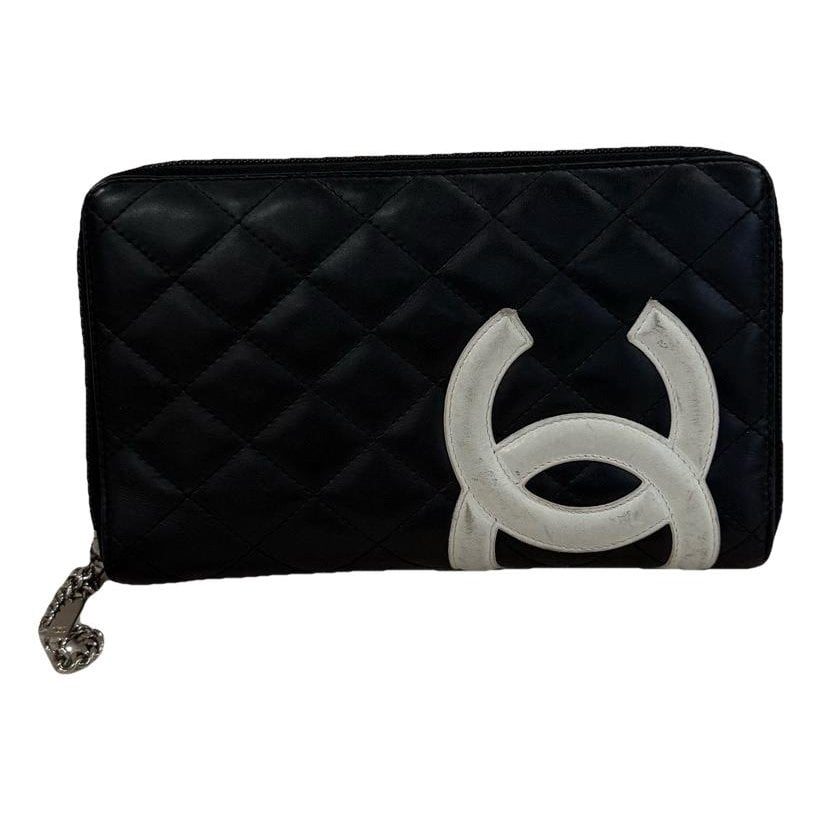 Leather clutch bag