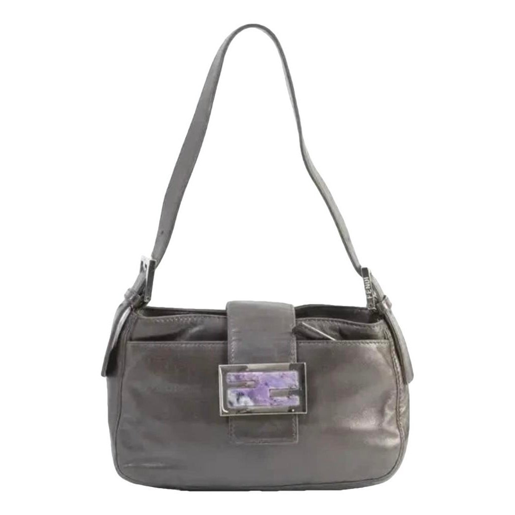 Baguette leather handbag
