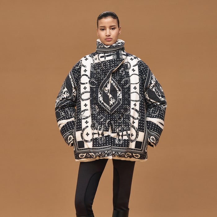 Noir "Porte-bonheur Chevron" Coat