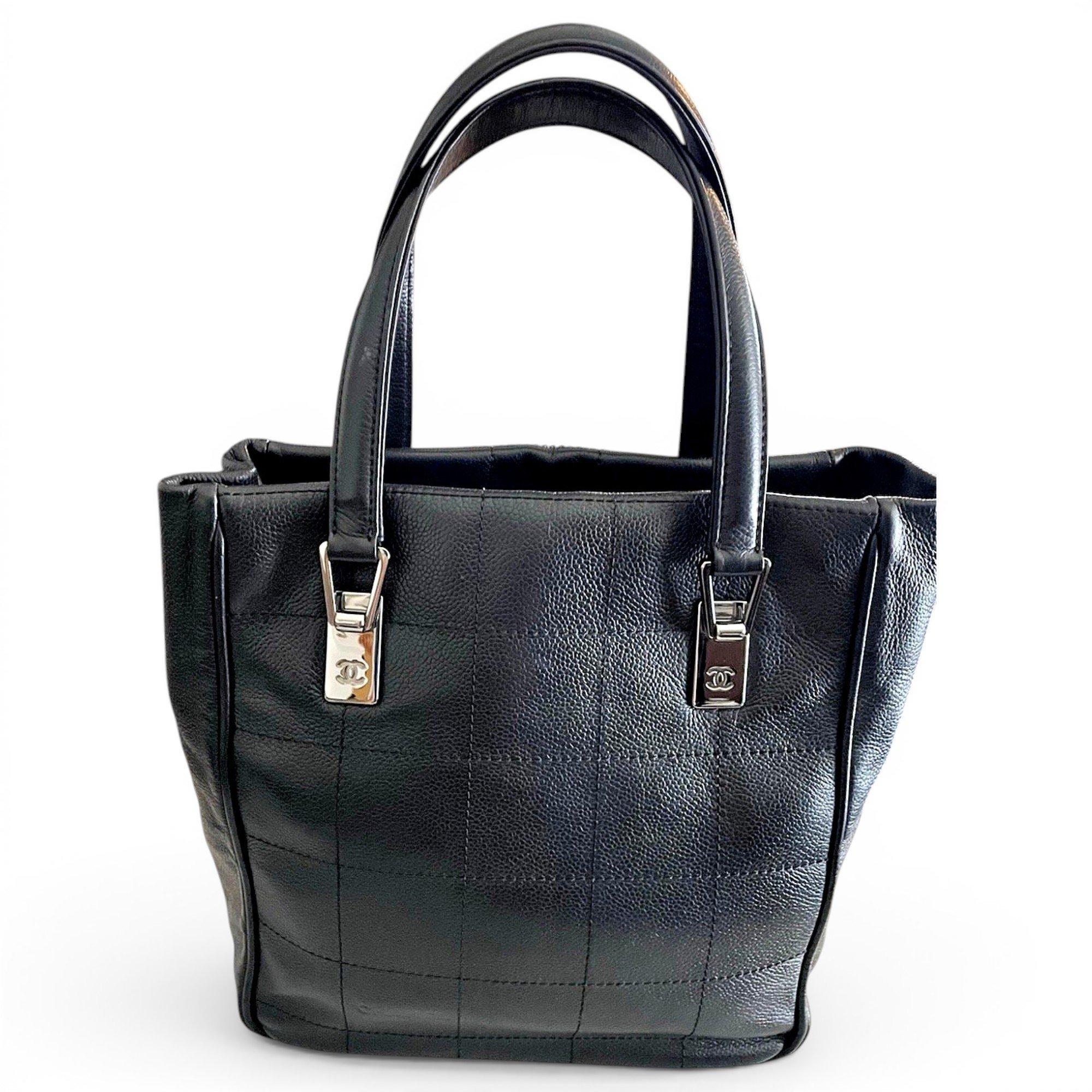Leather tote