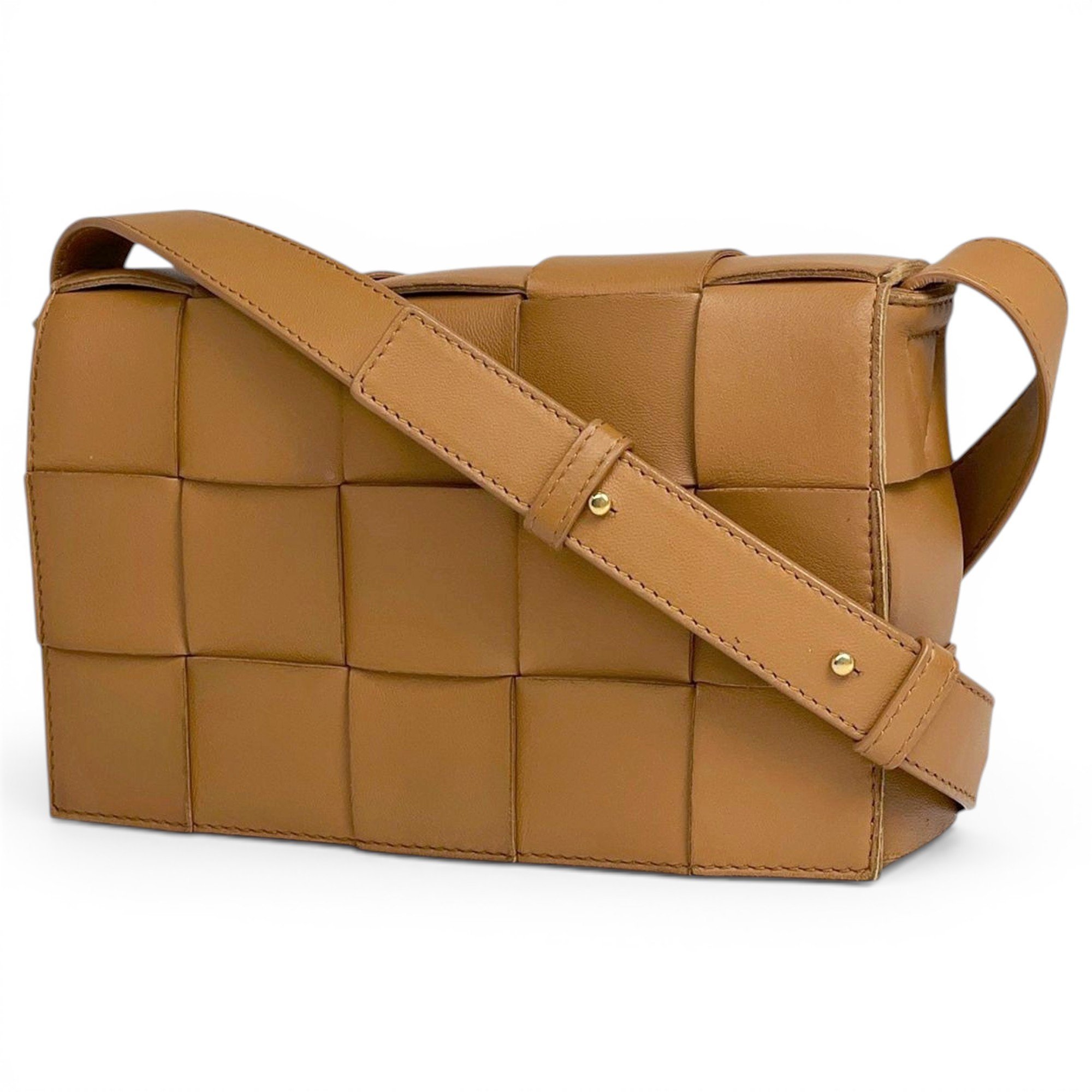 Veneta leather handbag