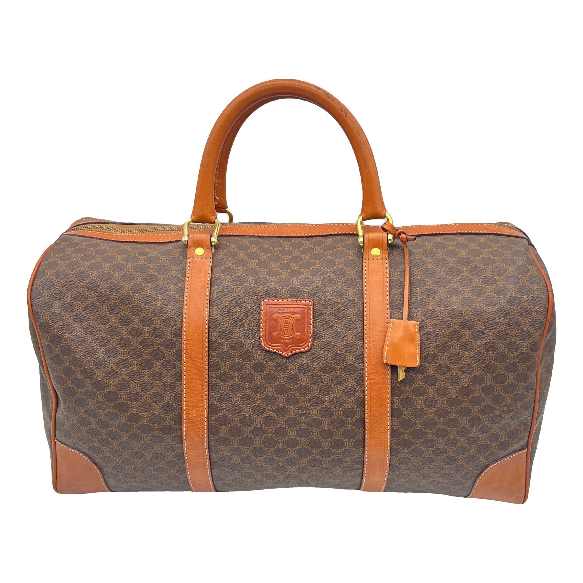 Leather travel bag