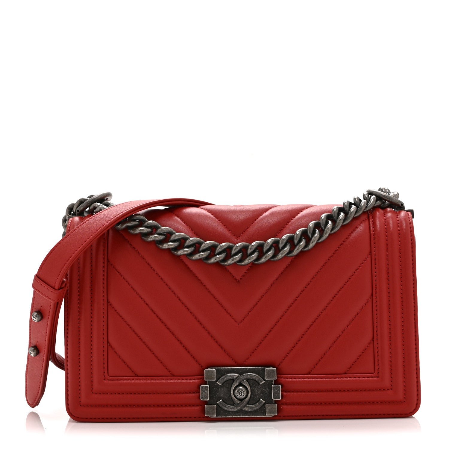 Chanel Calfskin Chevron Quilted Medium Boy Flap Red