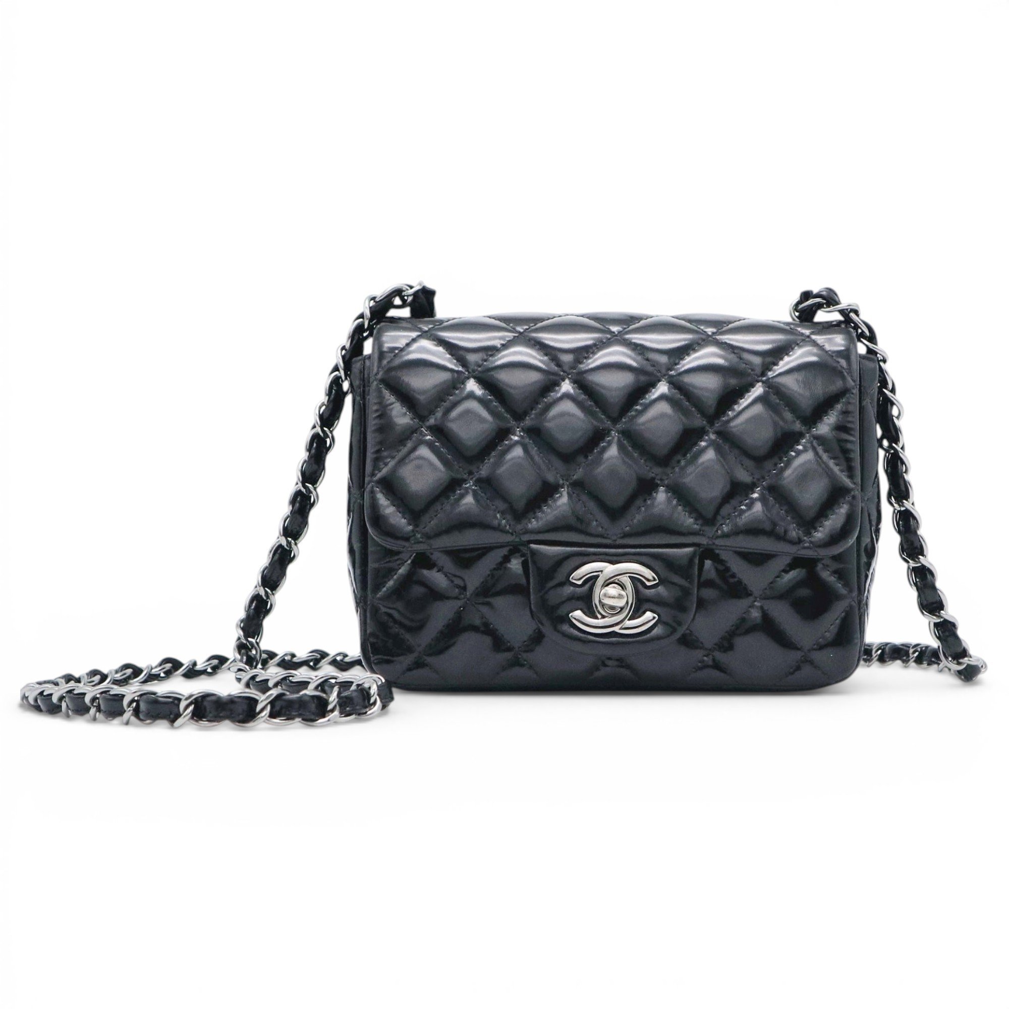 Timeless/Classique patent leather crossbody bag
