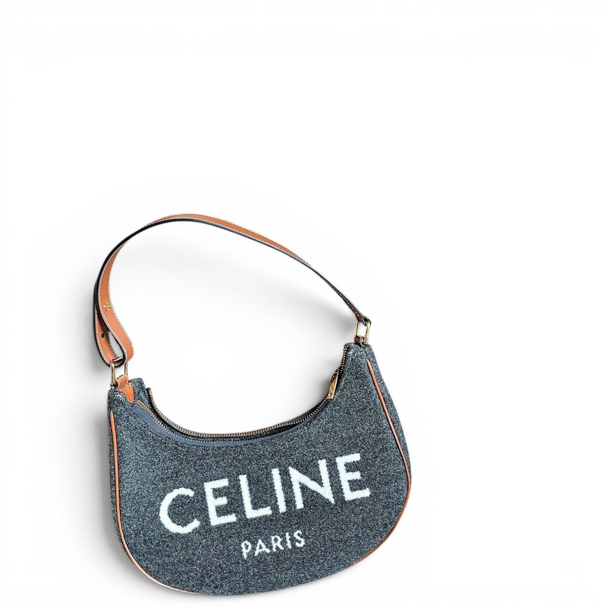 Ava wool handbag