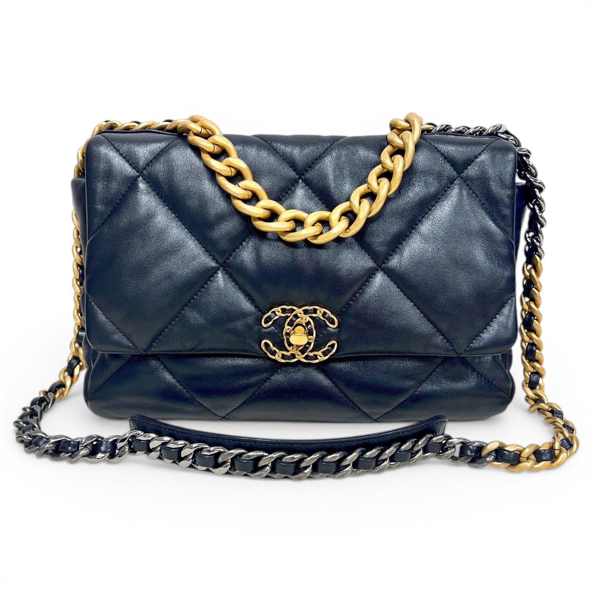 Chanel 19 leather handbag