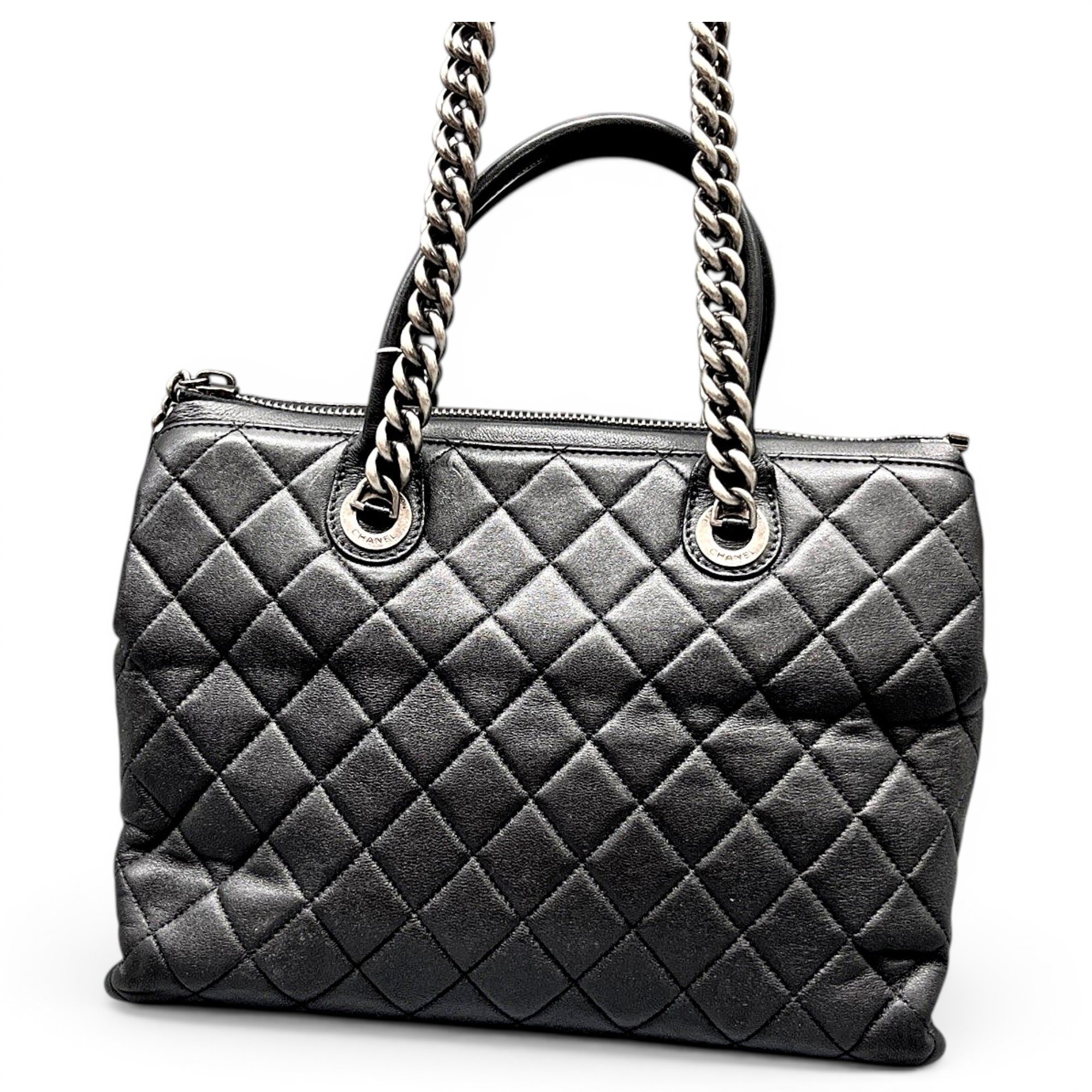 Chanel Leather handbag