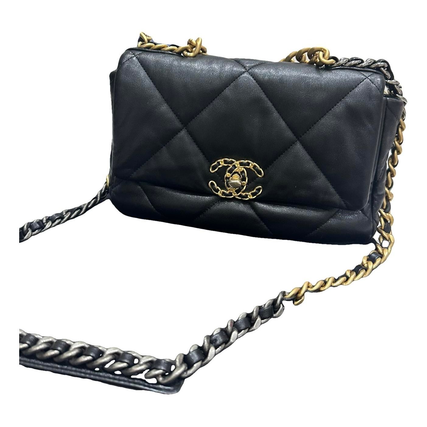 Chanel 19 leather handbag