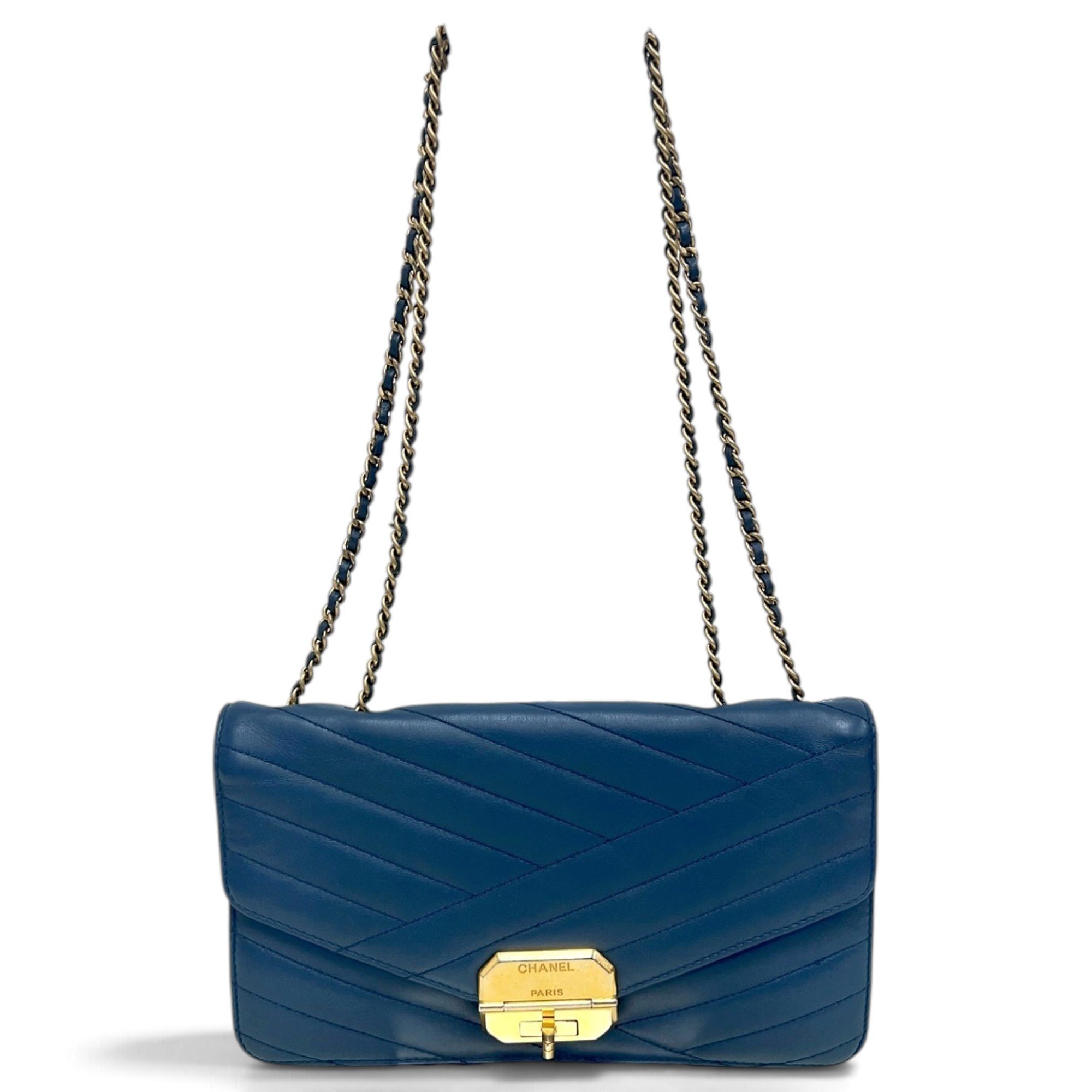 Trendy CC Flap leather handbag