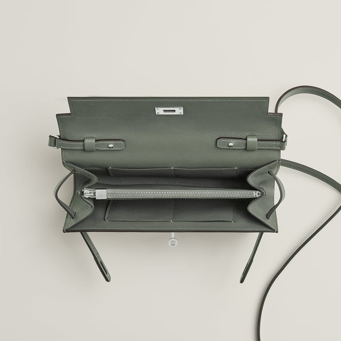 Vert Amande Kelly Classique to Go Wallet
