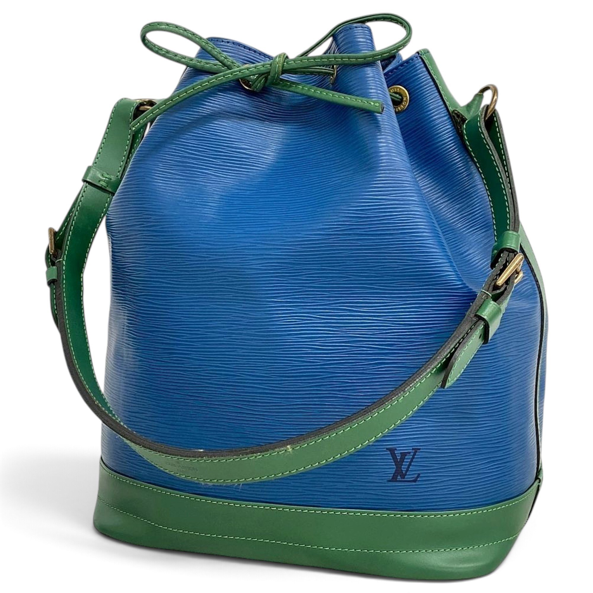 Noé leather bag