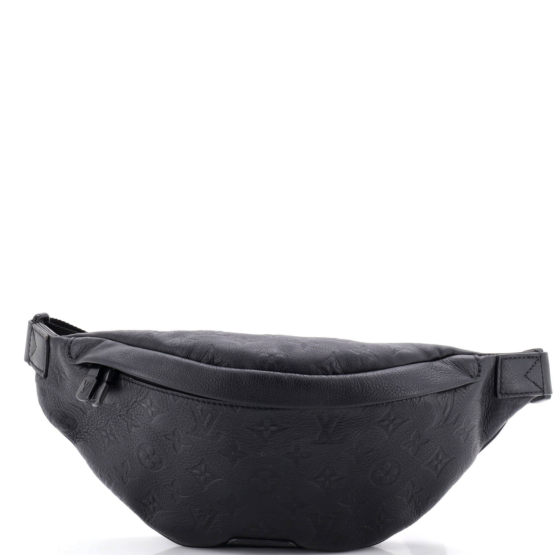 Discovery Bumbag Monogram Shadow Leather