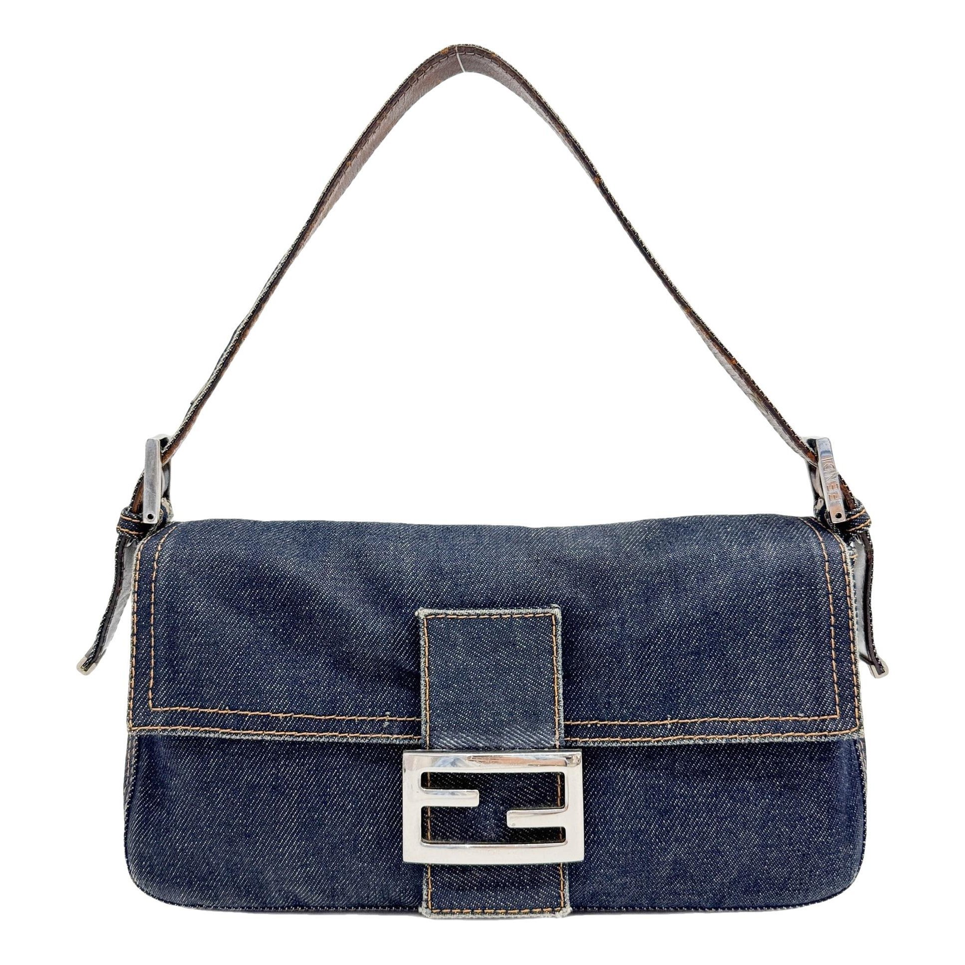 Baguette handbag