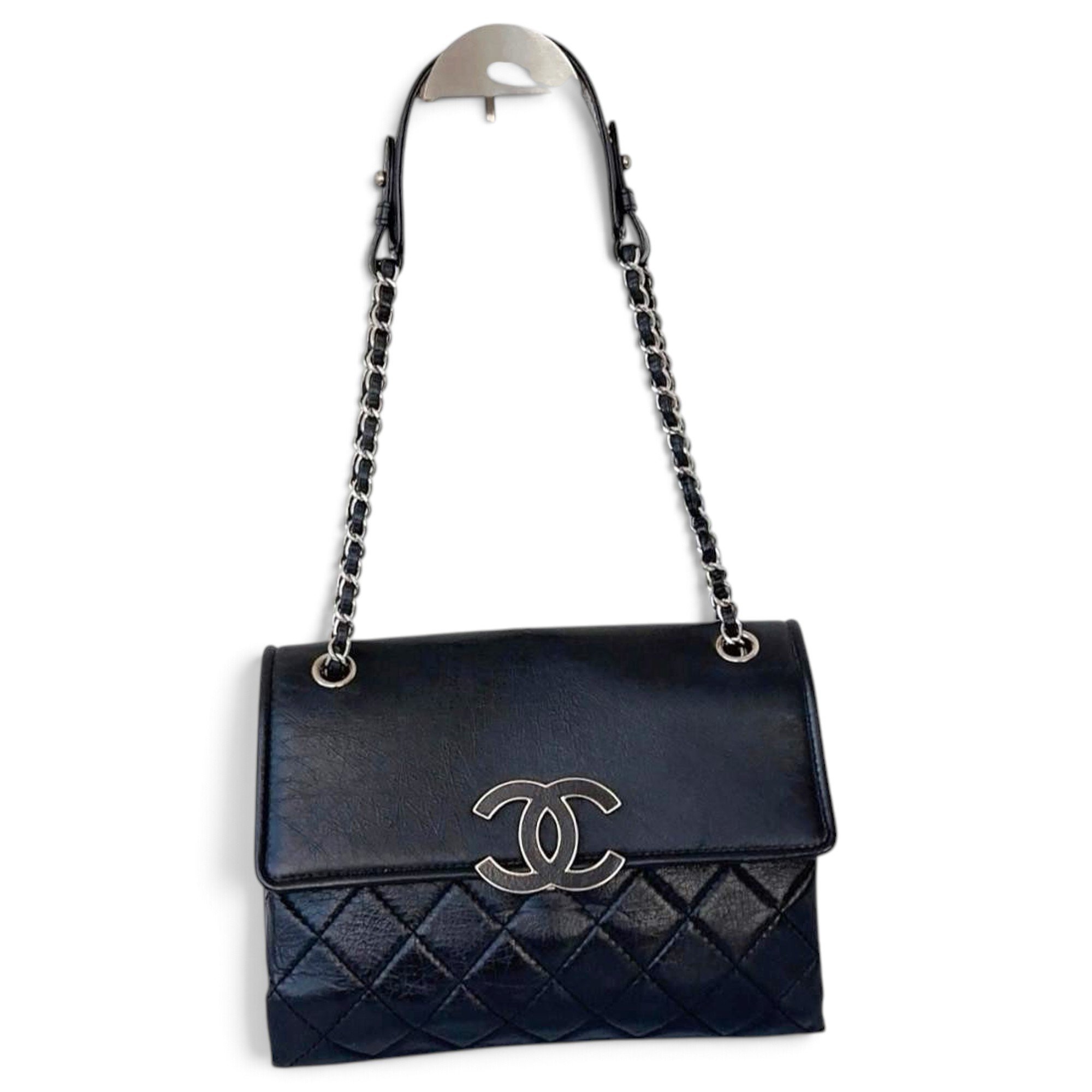 Chanel Leather handbag