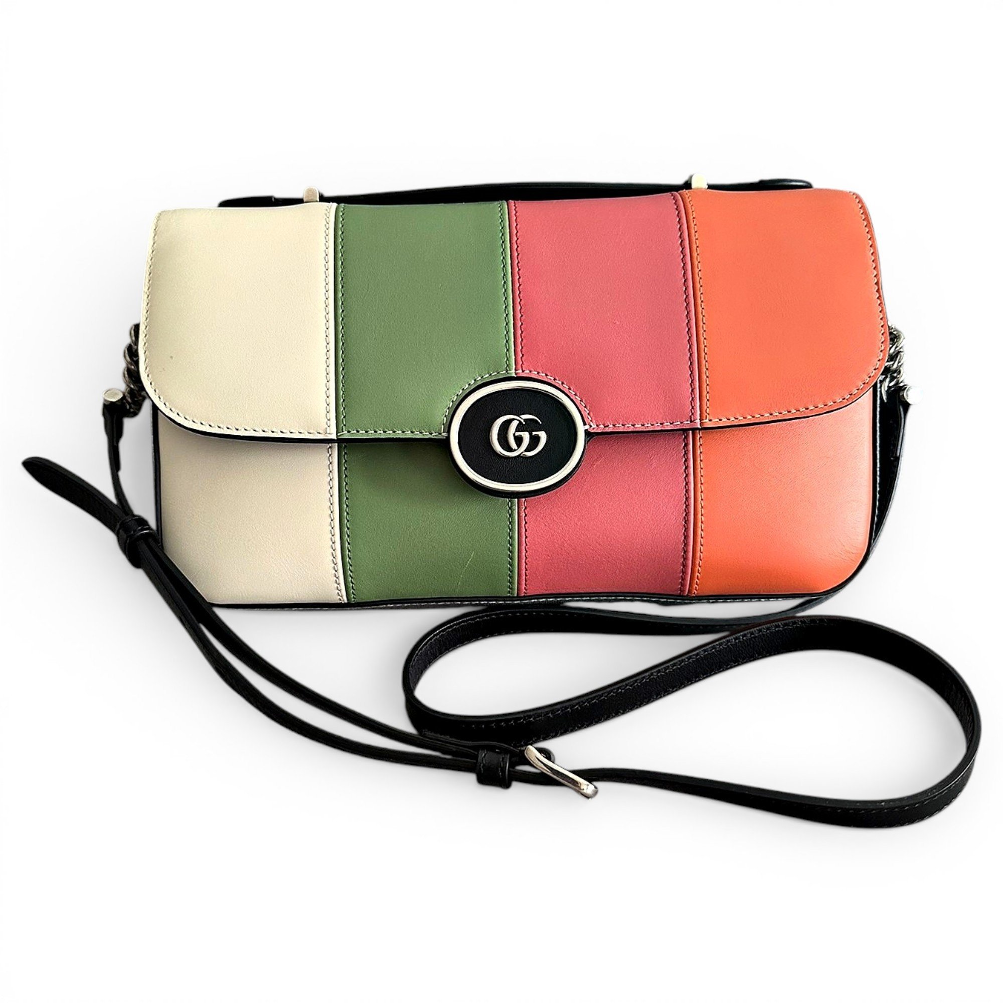 GG Marmont Flap leather crossbody bag