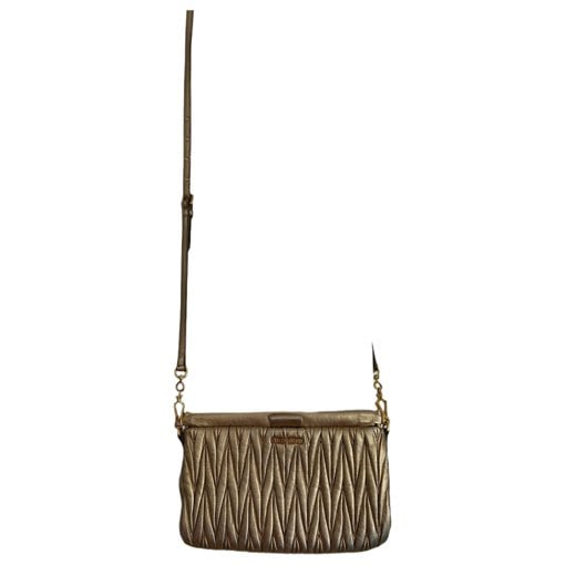 Matelassé leather handbag
