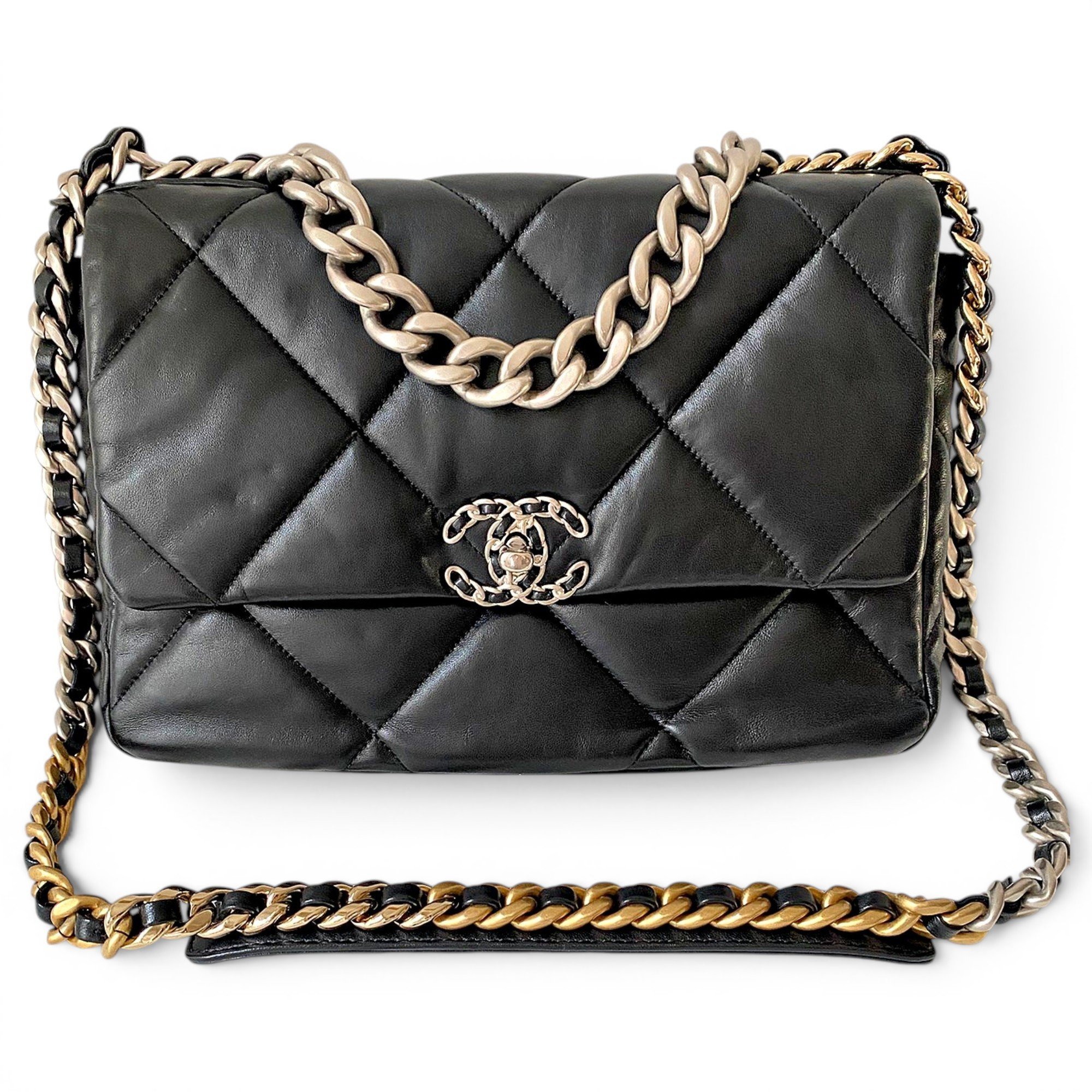 Chanel 19 leather handbag