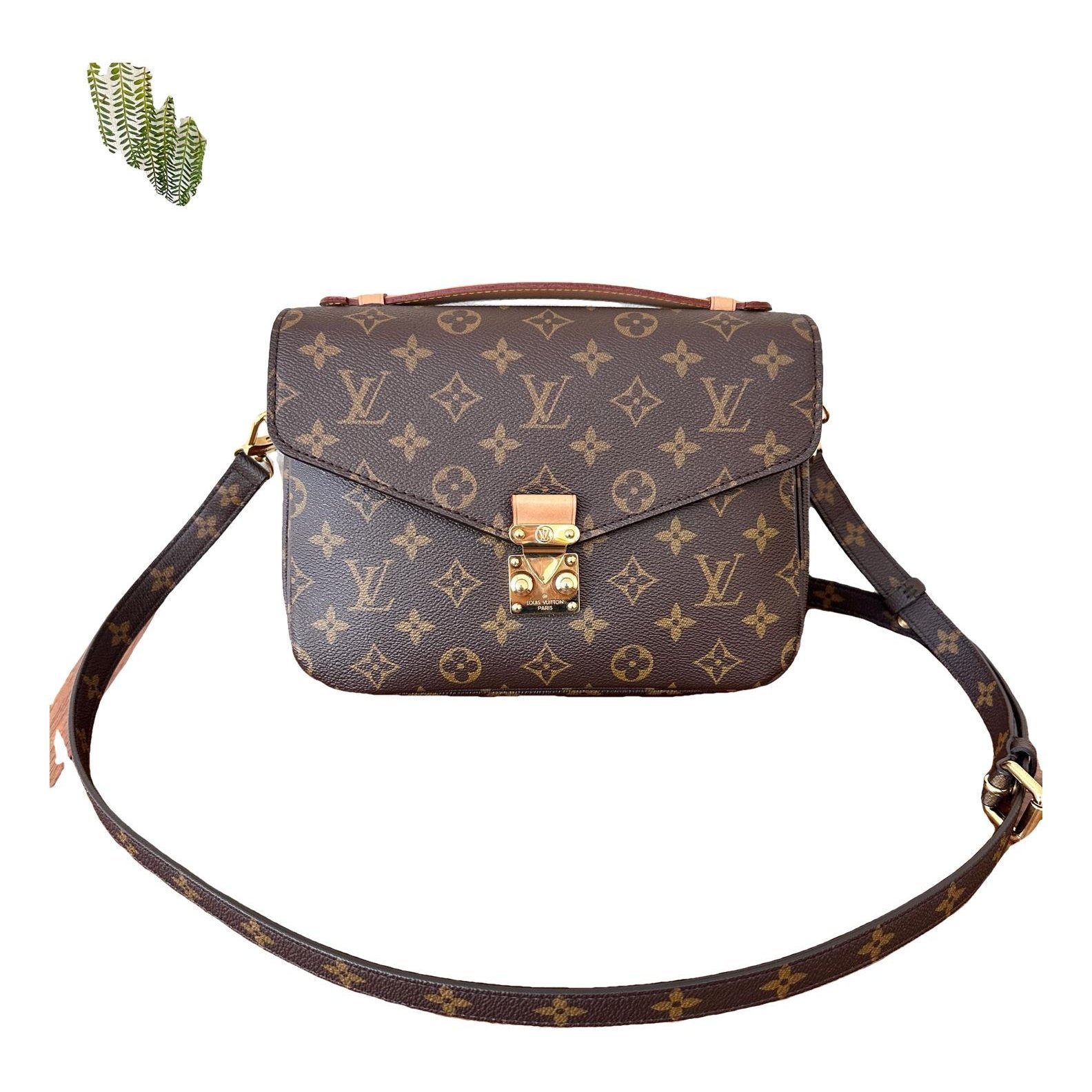 Metis leather handbag