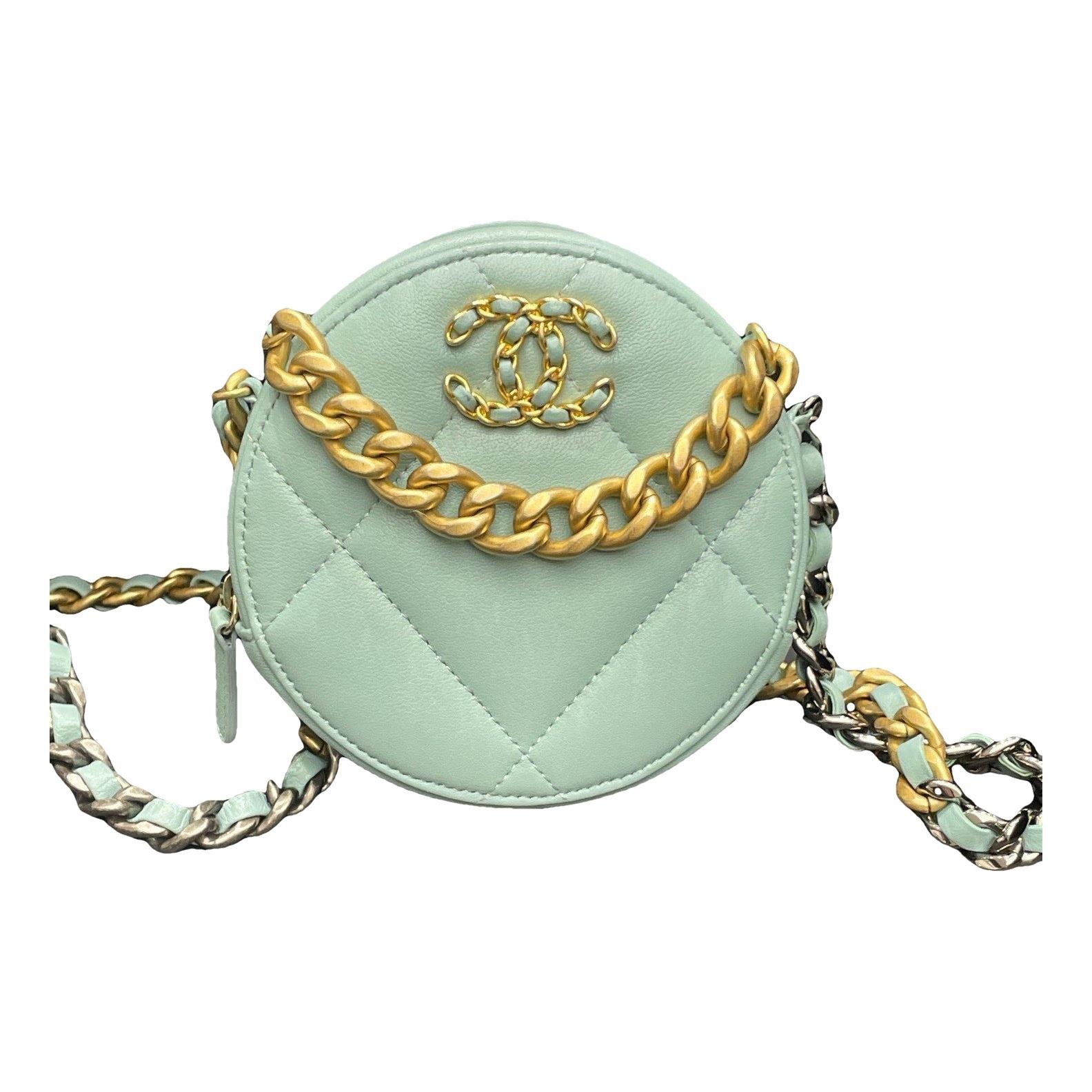 Chanel 19 leather crossbody bag
