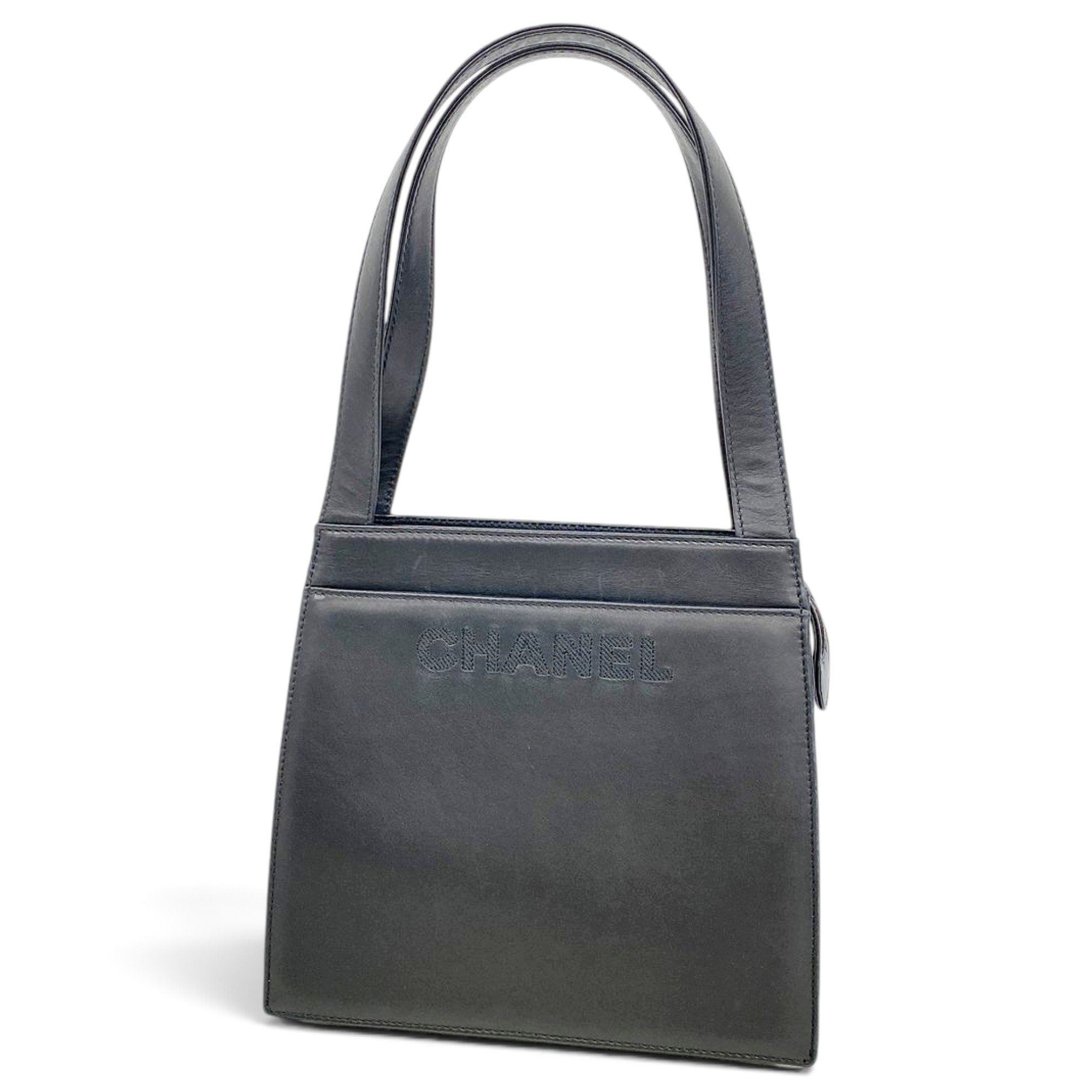 Leather tote