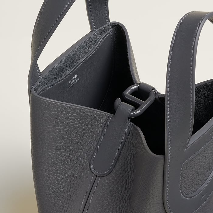아르두아즈 Hermès In-the-loop 18 백
