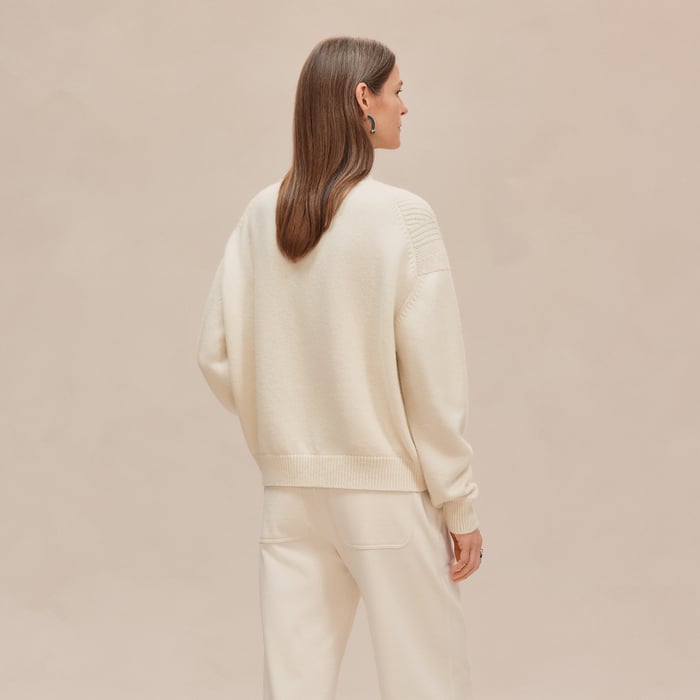 Blanc Naturel Cashmere Long-sleeve Sweater