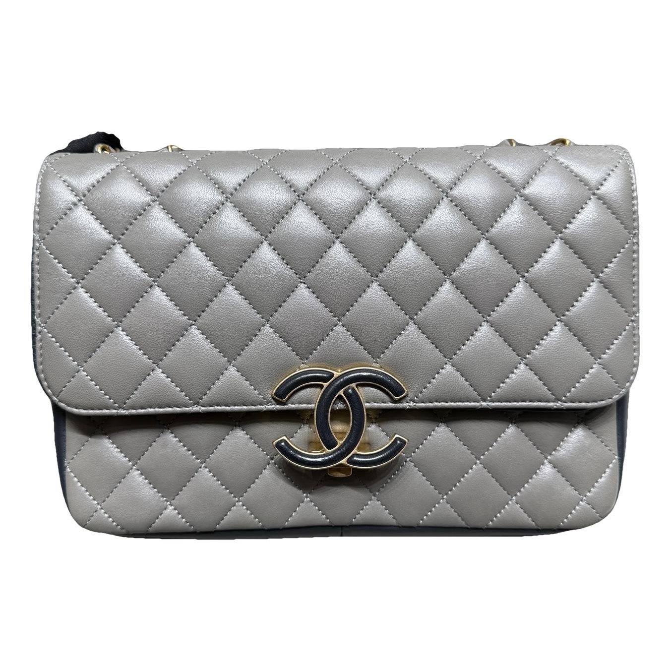 Timeless/Classique leather crossbody bag