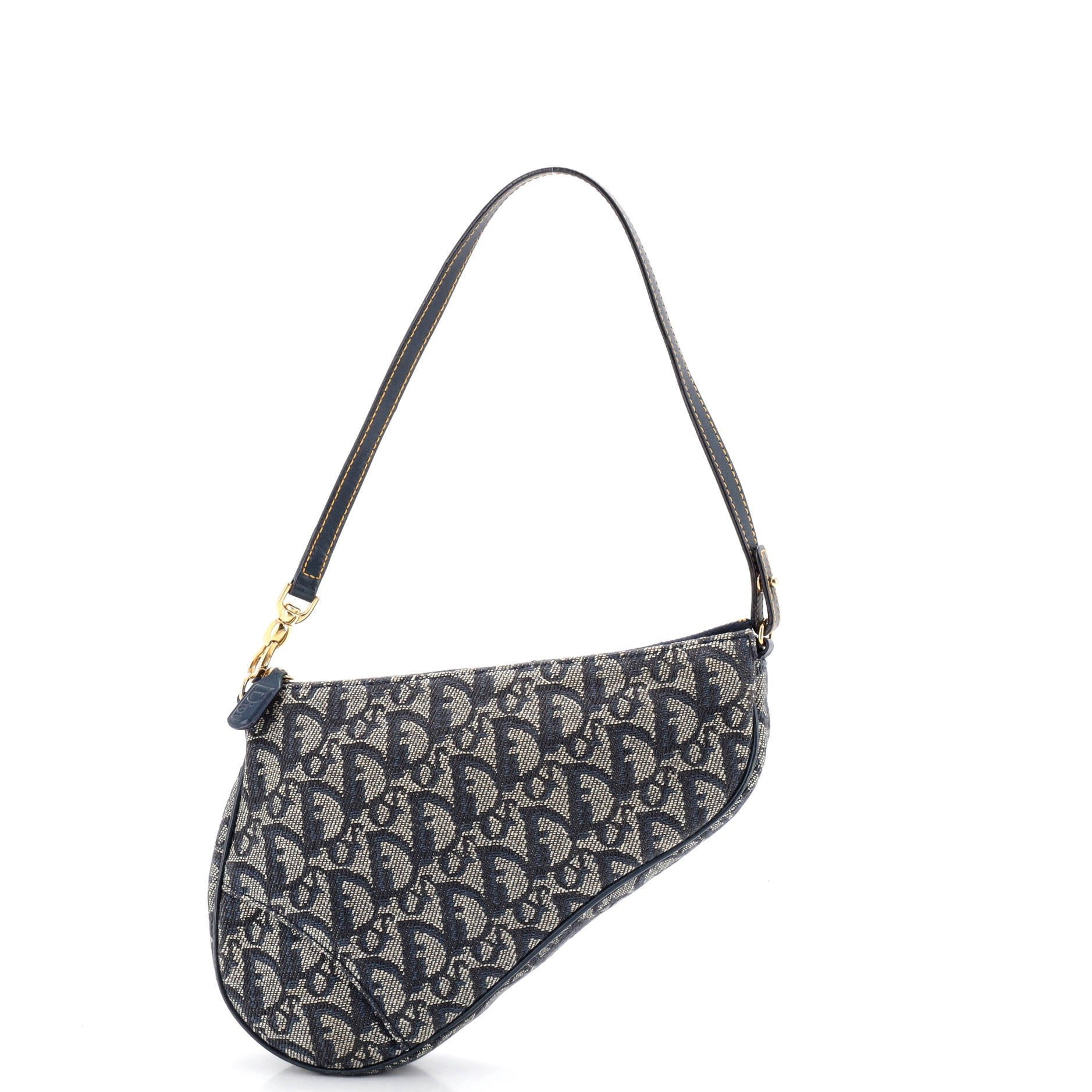 Cloth clutch bag