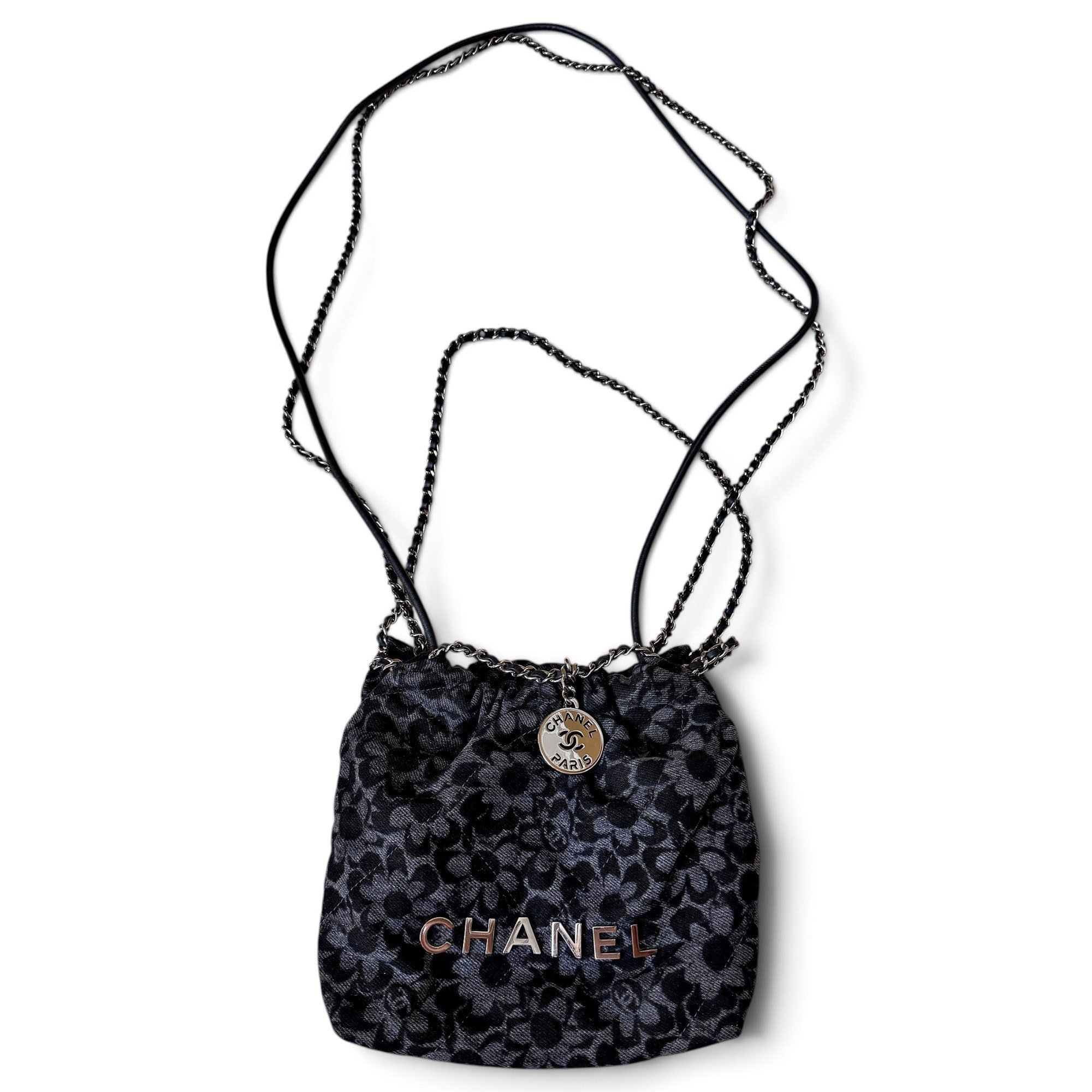 Chanel 22 handbag