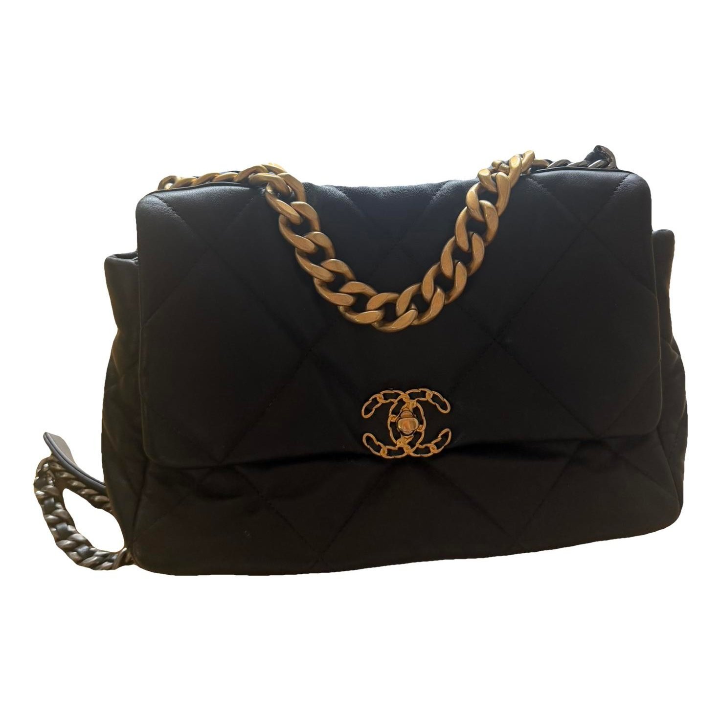 Chanel 19 leather handbag