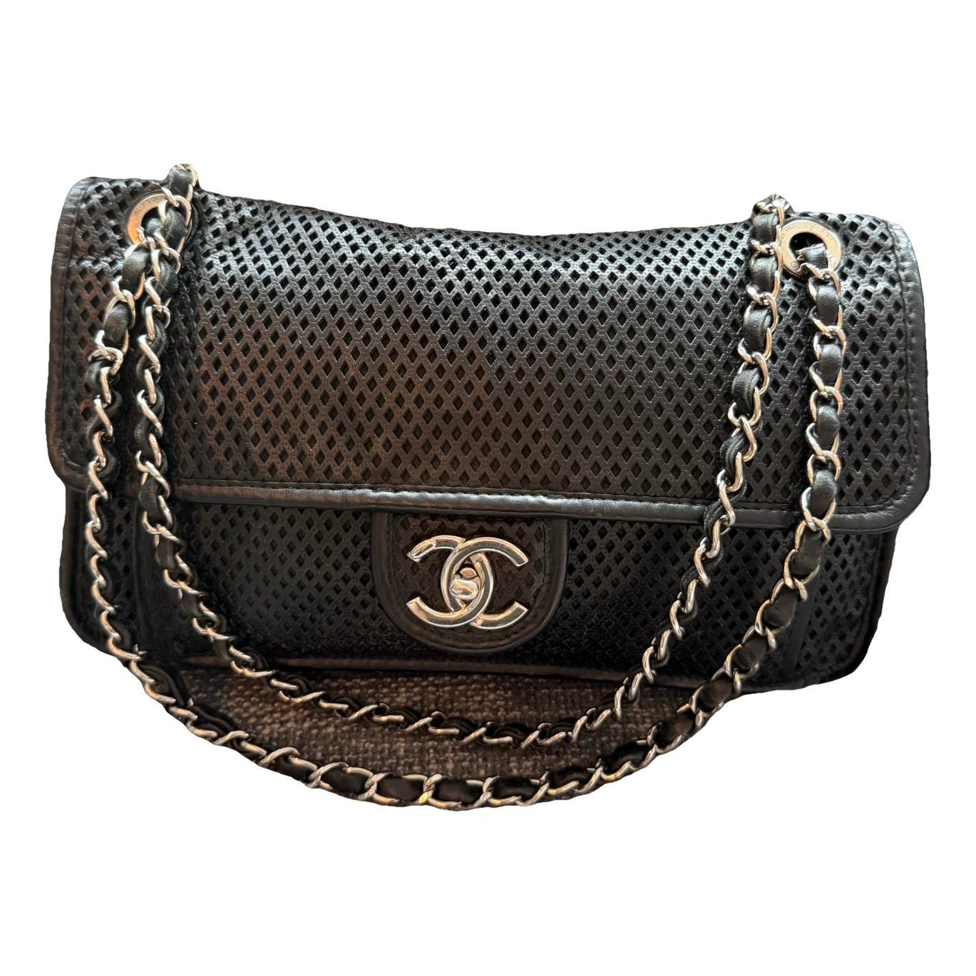 Timeless/Classique leather crossbody bag