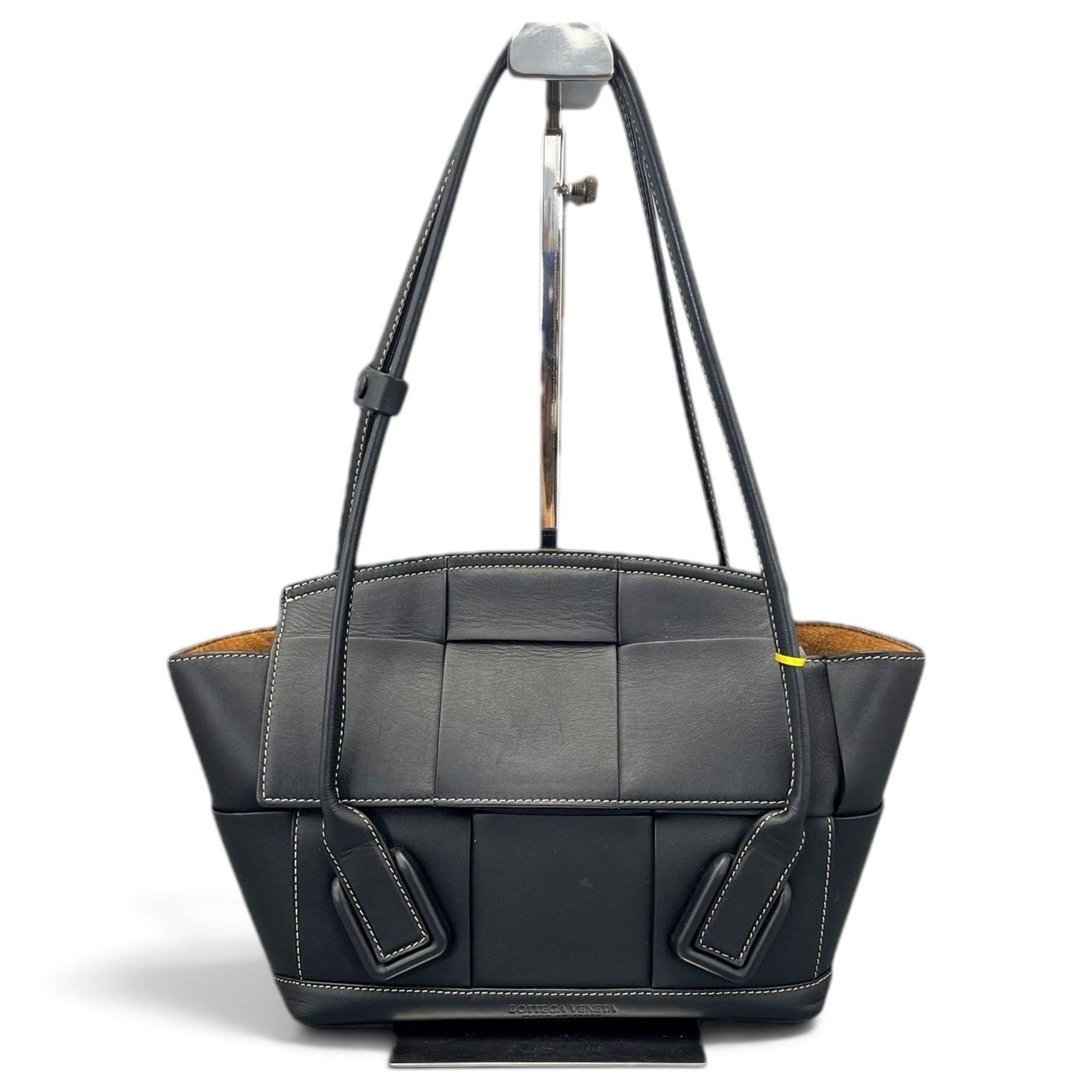 Arco leather handbag