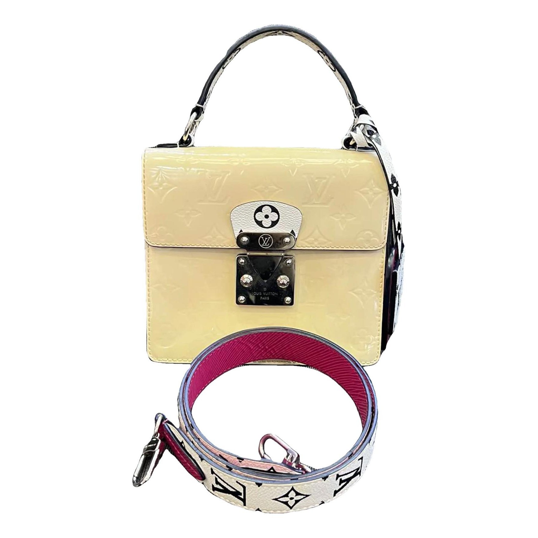 Spring street patent leather crossbody bag