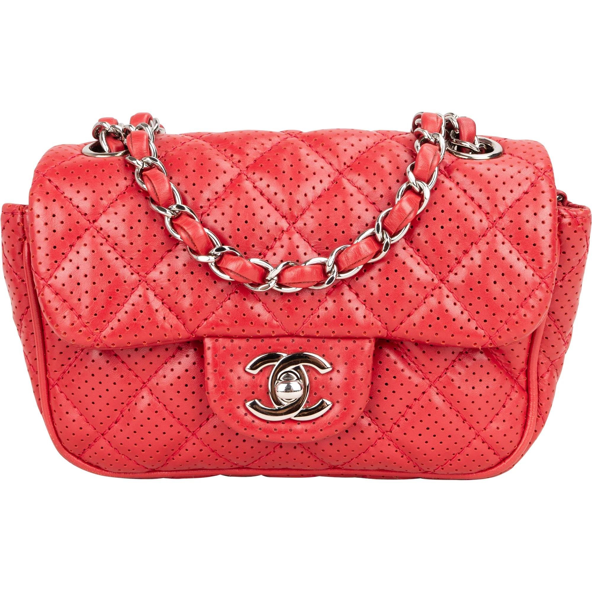 Timeless/Classique leather crossbody bag