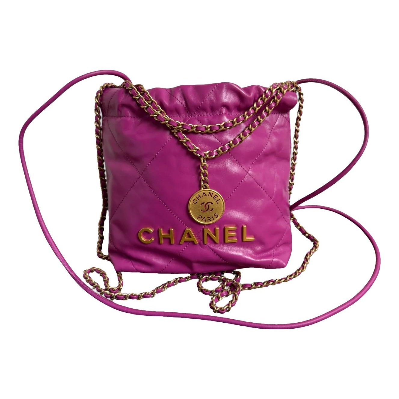 Chanel 22 leather handbag