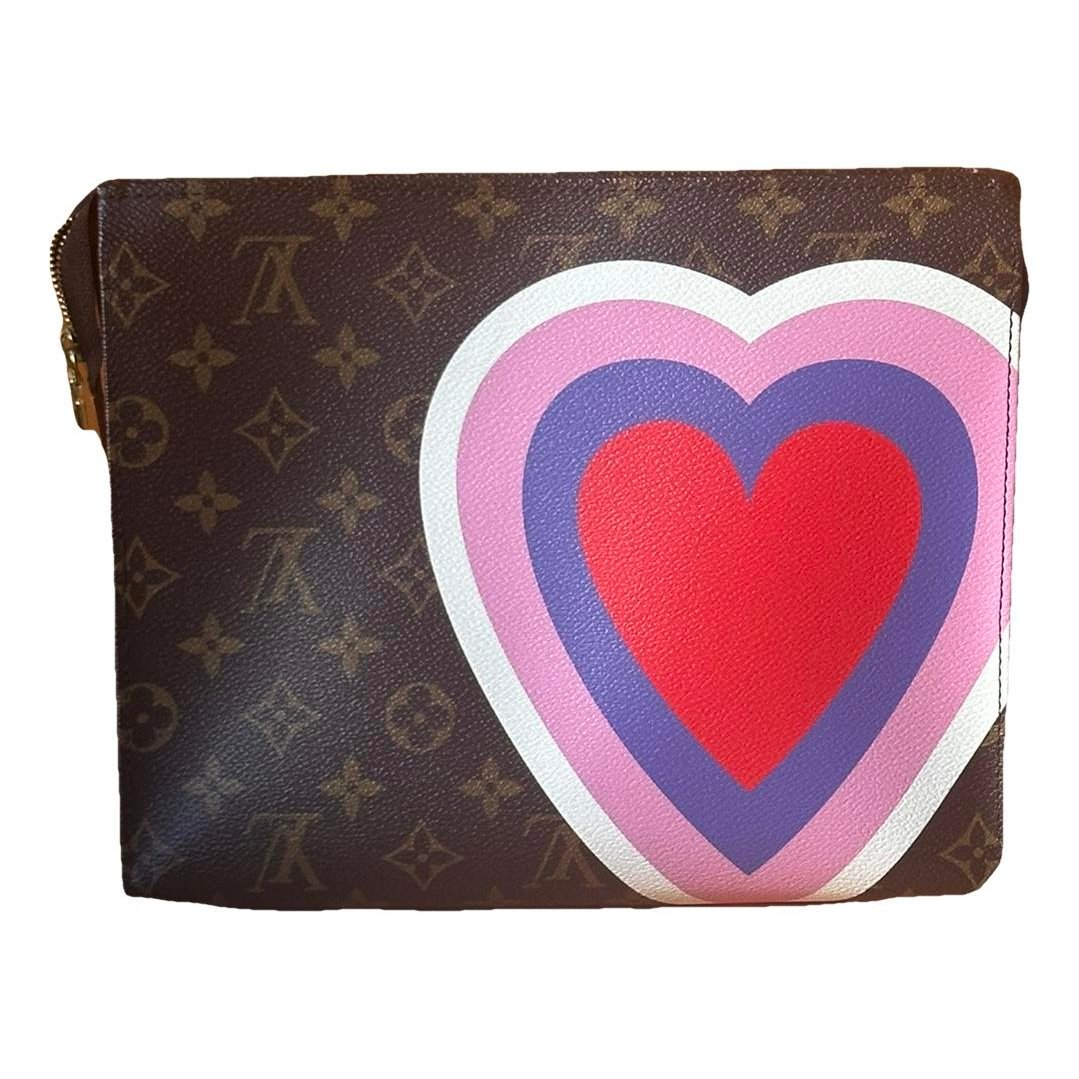 Leather clutch bag