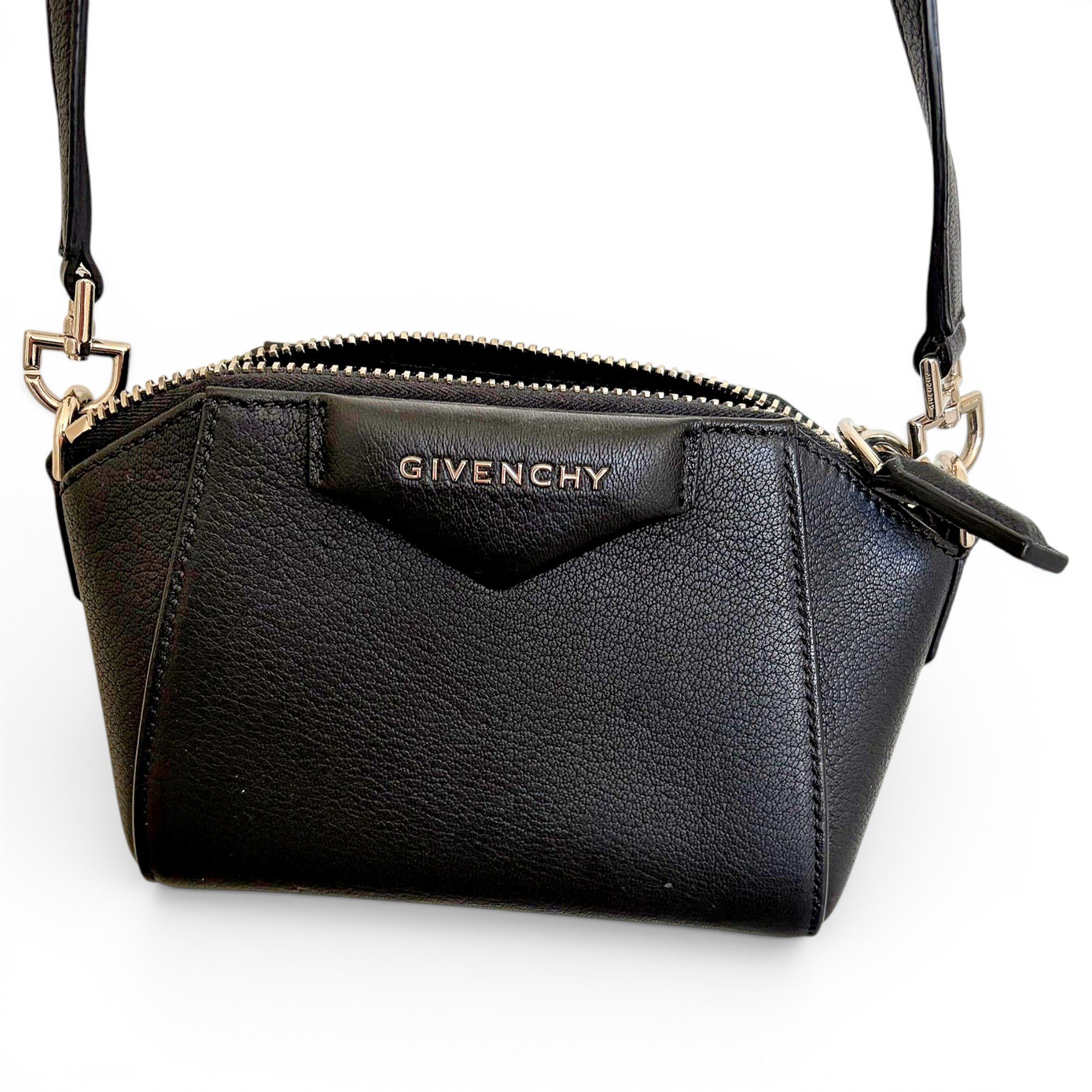 Leather handbag