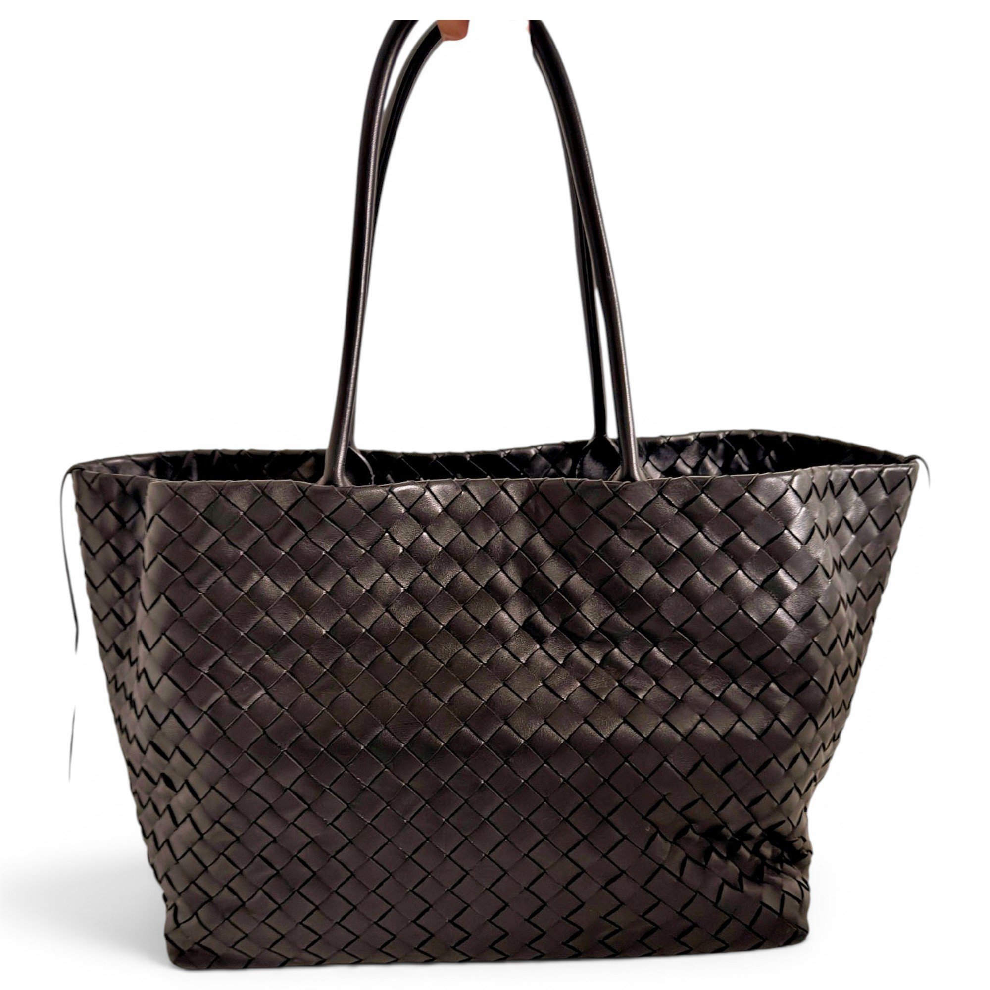 Leather tote