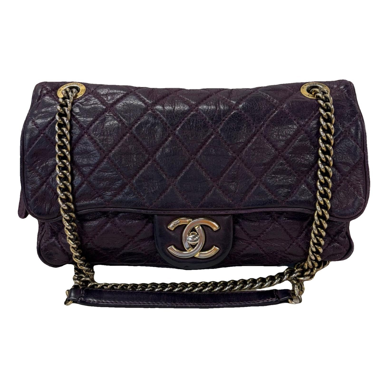 Timeless/Classique leather crossbody bag
