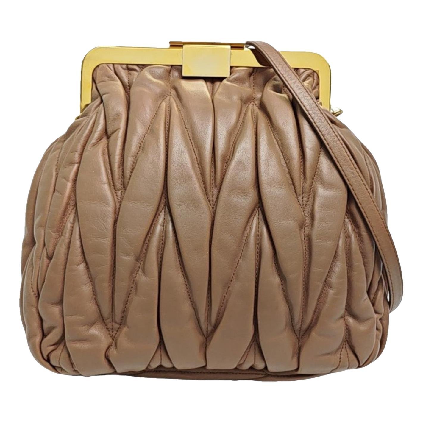 Leather handbag