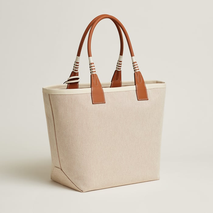 Steeple 28 Bag